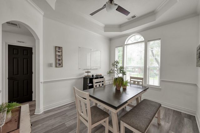 3215 Canterbury Lane, Montgomery, TX 77356