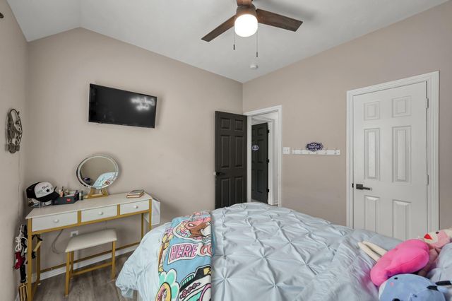 3215 Canterbury Lane, Montgomery, TX 77356