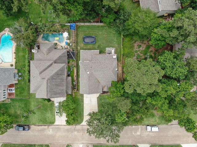 3215 Canterbury Lane, Montgomery, TX 77356