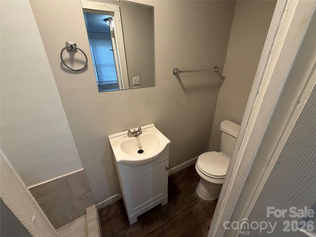 2620 Celia Avenue, Charlotte, NC 28216