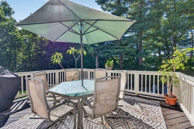 19 Kristyn Ln, North Reading, MA 01864