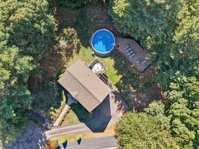 19 Kristyn Ln, North Reading, MA 01864