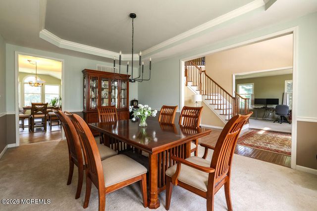 18 Willow Court, Manahawkin, NJ 08050