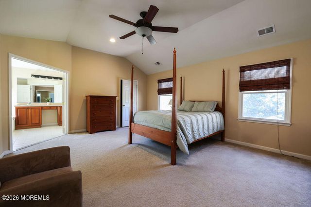 18 Willow Court, Manahawkin, NJ 08050