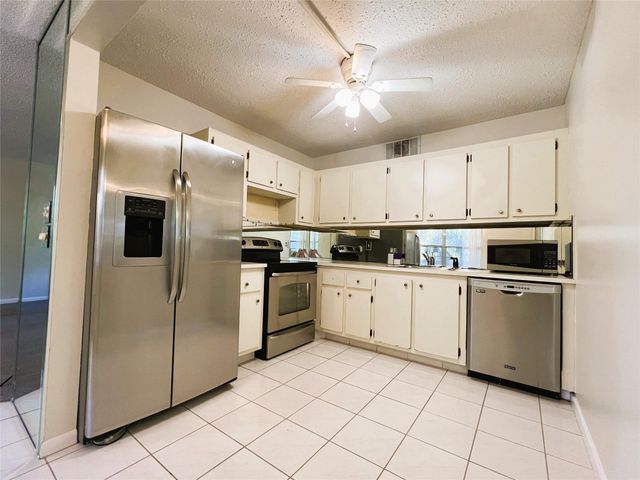 1904 Bermuda Cir C-3, Coconut Creek, FL 33066