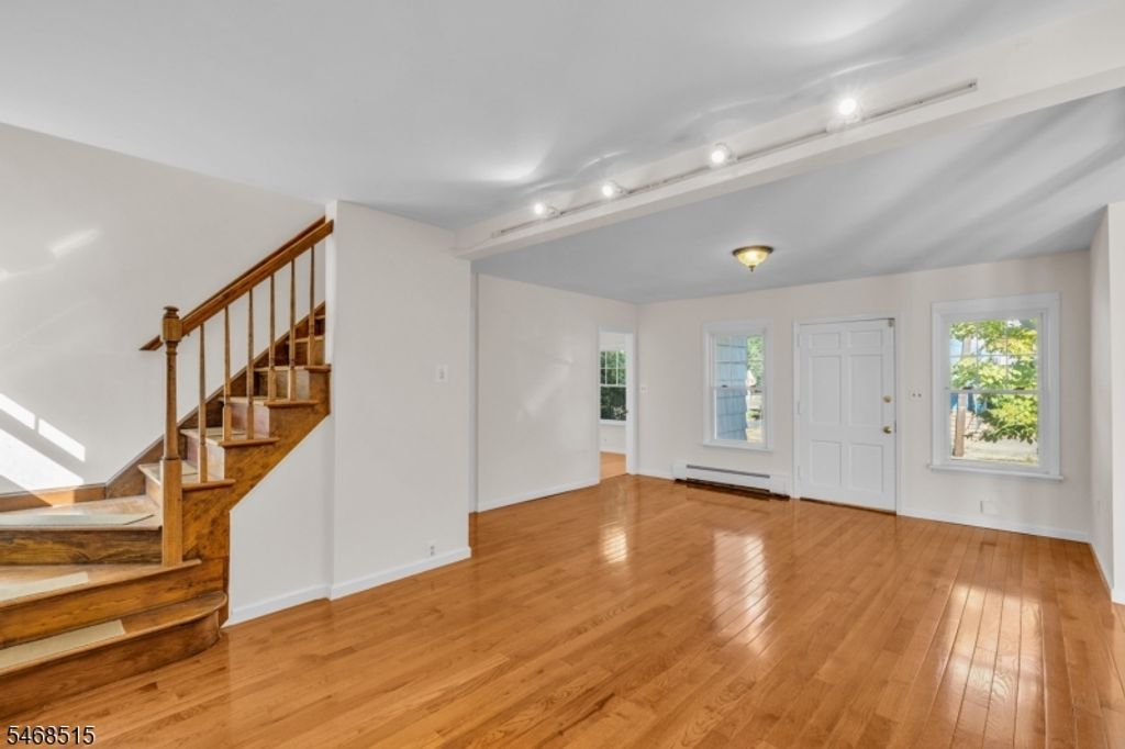 187 State St, Bloomfield Twp., NJ 07003 — photo 5
