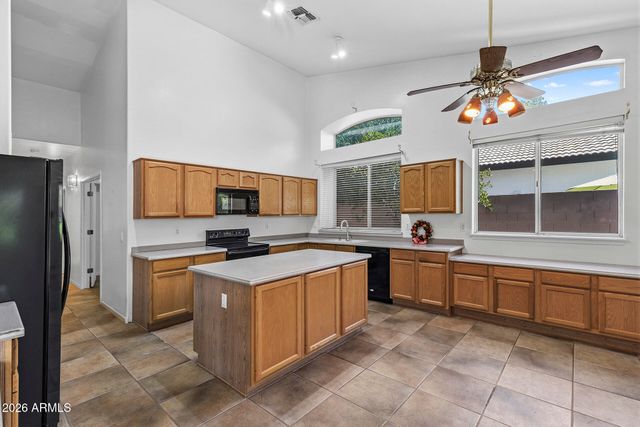 3689 E ENCINAS Avenue, Gilbert, AZ 85234