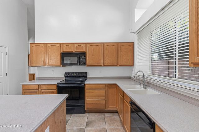 3689 E ENCINAS Avenue, Gilbert, AZ 85234