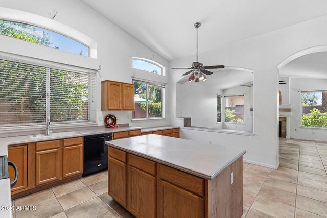 3689 E ENCINAS Avenue, Gilbert, AZ 85234