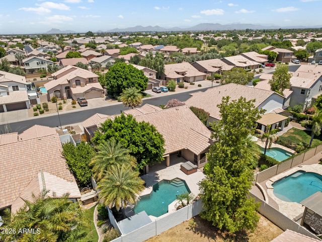 3689 E ENCINAS Avenue, Gilbert, AZ 85234