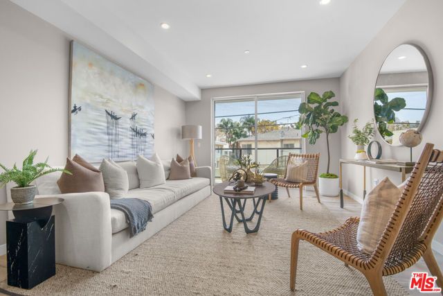 1226 S Bedford Street 502, Los Angeles, CA 90035