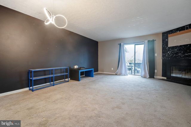 3902 HUNT HARBOR, Middle River, MD 21220