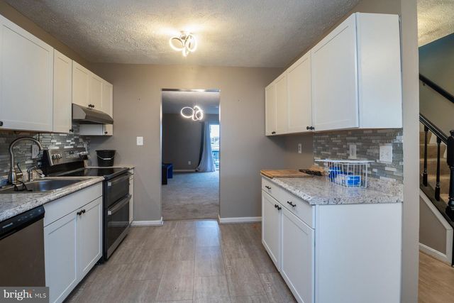 3902 HUNT HARBOR, Middle River, MD 21220