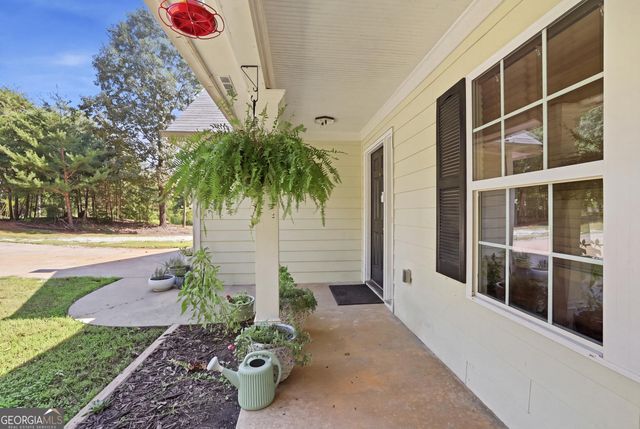 10 Strickland Way, Lavonia, GA 30553