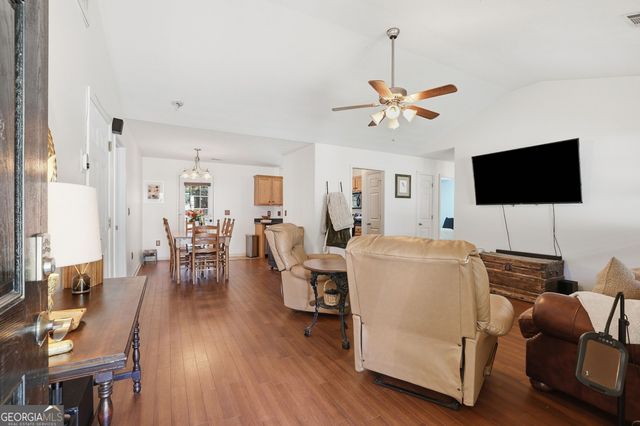 10 Strickland Way, Lavonia, GA 30553