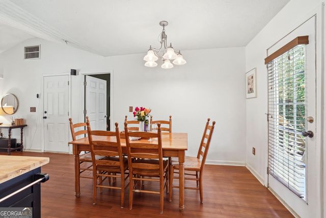 10 Strickland Way, Lavonia, GA 30553