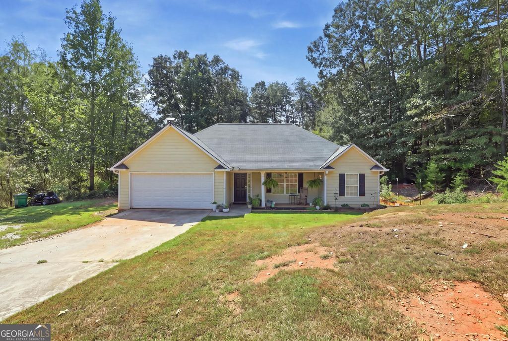 10 Strickland Way, Lavonia, GA 30553