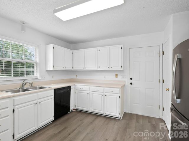 1 Strathmore Drive, Arden, NC 28704