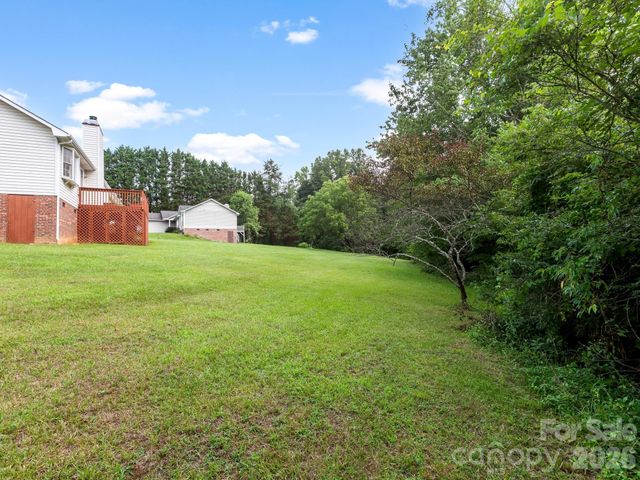 1 Strathmore Drive, Arden, NC 28704
