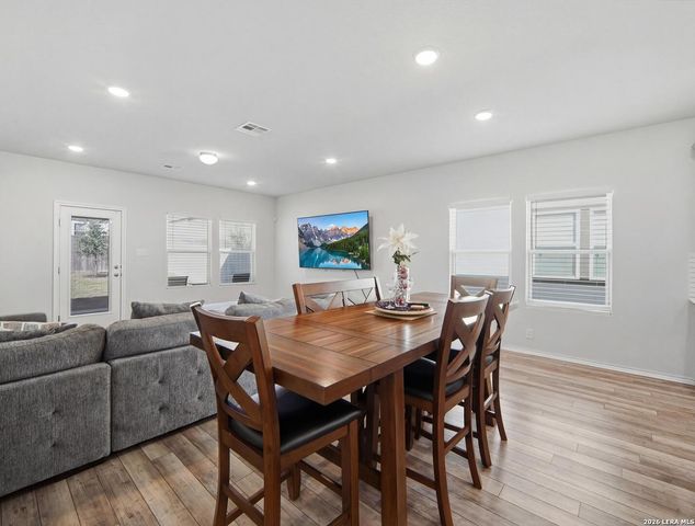 4615 Serpens, San Antonio, TX 78245