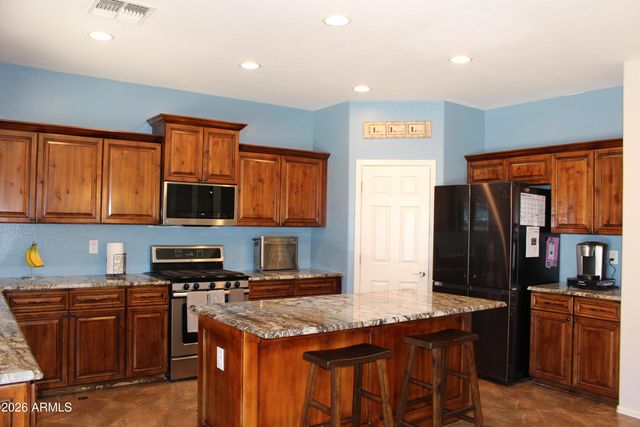 901 E HEATHER Drive, San Tan Valley, AZ 85140