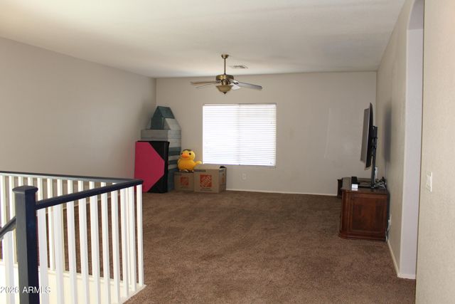 901 E HEATHER Drive, San Tan Valley, AZ 85140