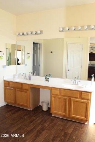 901 E HEATHER Drive, San Tan Valley, AZ 85140