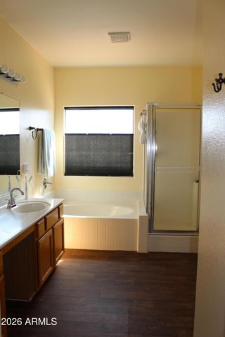 901 E HEATHER Drive, San Tan Valley, AZ 85140