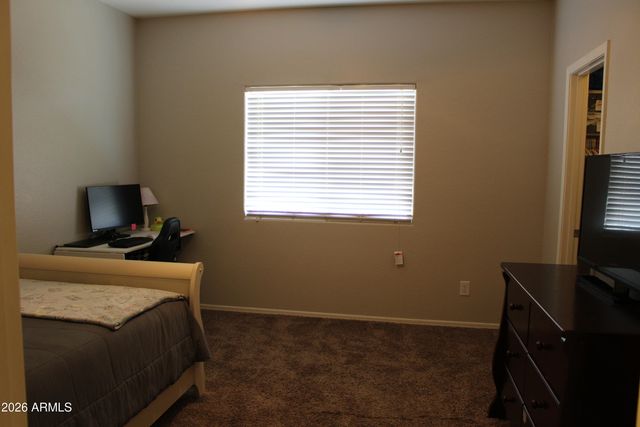 901 E HEATHER Drive, San Tan Valley, AZ 85140