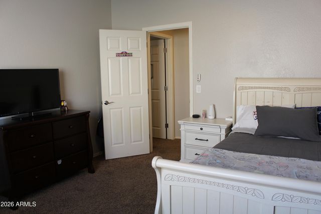 901 E HEATHER Drive, San Tan Valley, AZ 85140