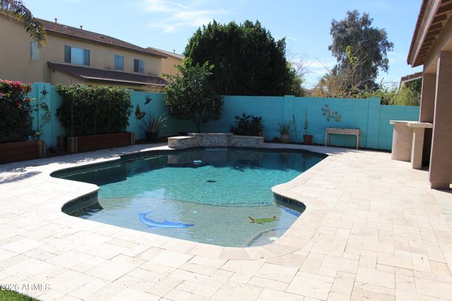 901 E HEATHER Drive, San Tan Valley, AZ 85140