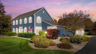1694 Wolf Run DRIVE, Richfield, WI 53076