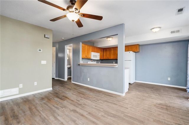 410 E 13th Street, Eudora, KS 66025