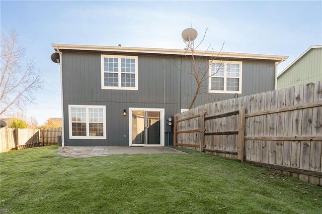 410 E 13th Street, Eudora, KS 66025