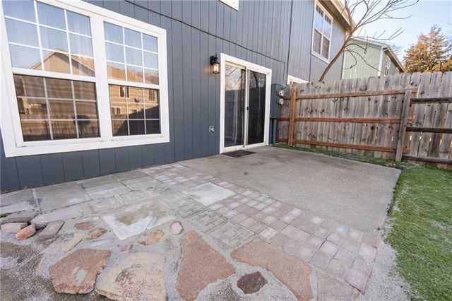 410 E 13th Street, Eudora, KS 66025