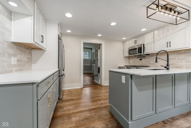 200 W Main Street, Centerville, IN 47330