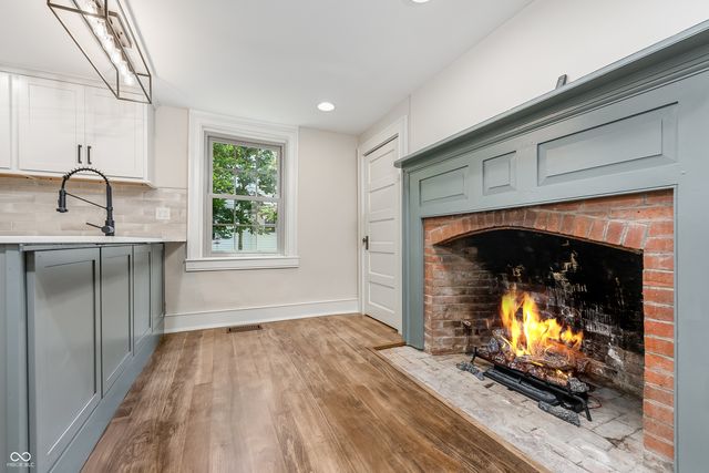 200 W Main Street, Centerville, IN 47330