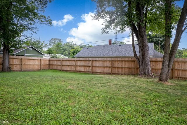 200 W Main Street, Centerville, IN 47330