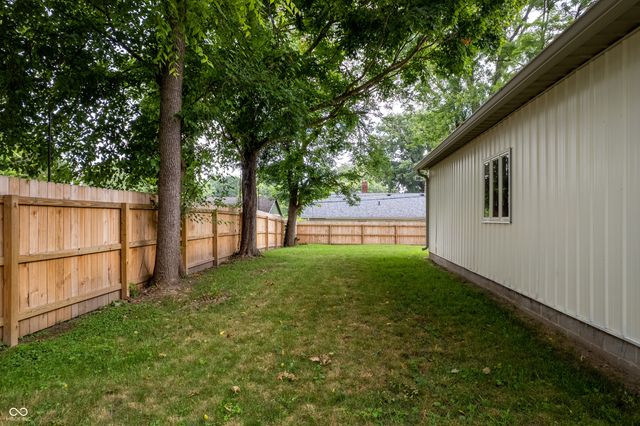 200 W Main Street, Centerville, IN 47330