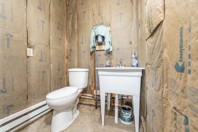 200 W Main Street, Centerville, IN 47330