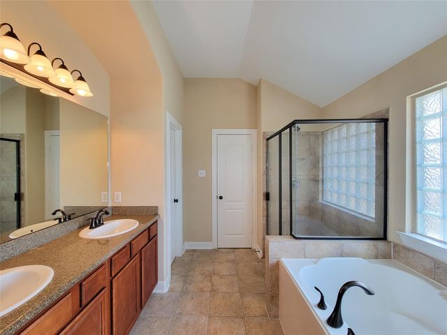 50 W Montfair Boulevard, The Woodlands, TX 77382