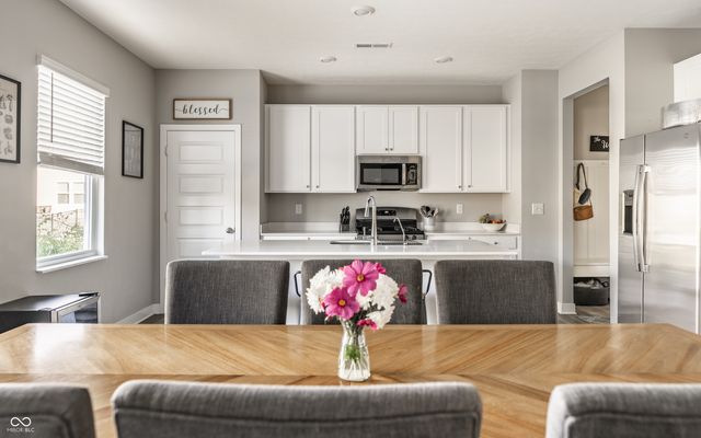 4873 Oak Hill Drive, Lebanon, IN 46052