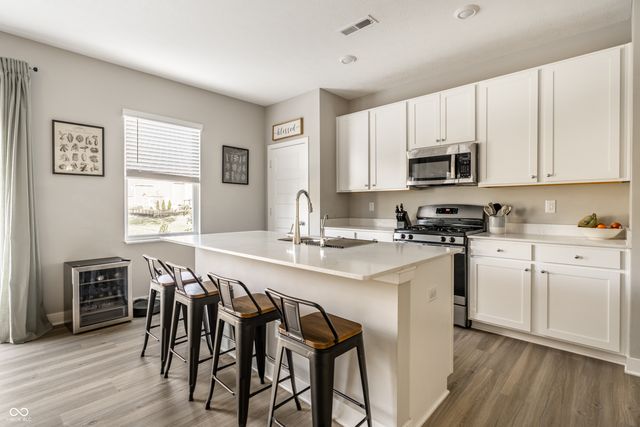 4873 Oak Hill Drive, Lebanon, IN 46052