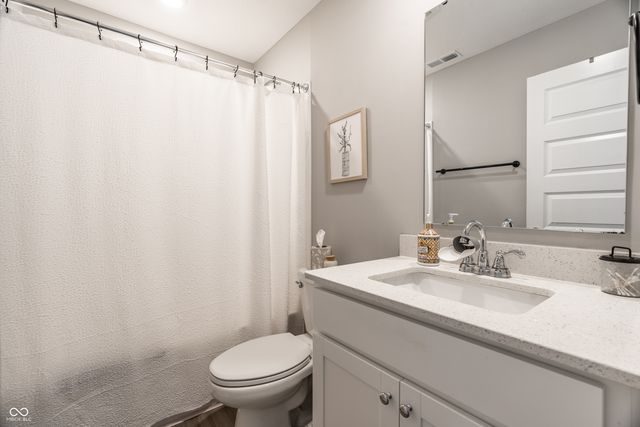 4873 Oak Hill Drive, Lebanon, IN 46052