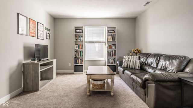 4873 Oak Hill Drive, Lebanon, IN 46052