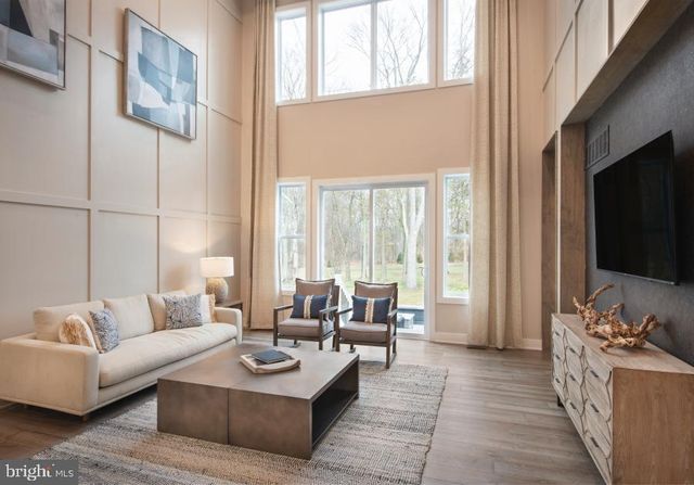7 HOLTZ WAY, West Windsor, NJ 08550