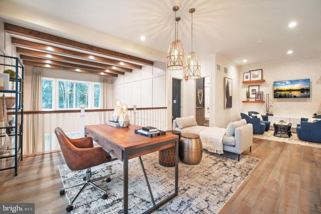 7 HOLTZ WAY, West Windsor, NJ 08550