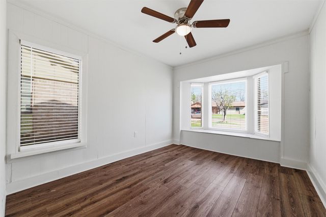 429 Blueberry Lane, Grand Prairie, TX 75052