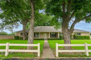 135 Private Road 2526, Meridian, TX 76665