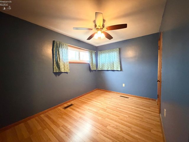 E 405 Parish Street, Sandusky, OH 44870